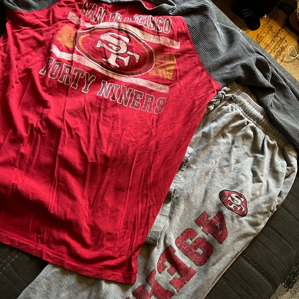 49ers Sweatpants and long sleeve shirt set